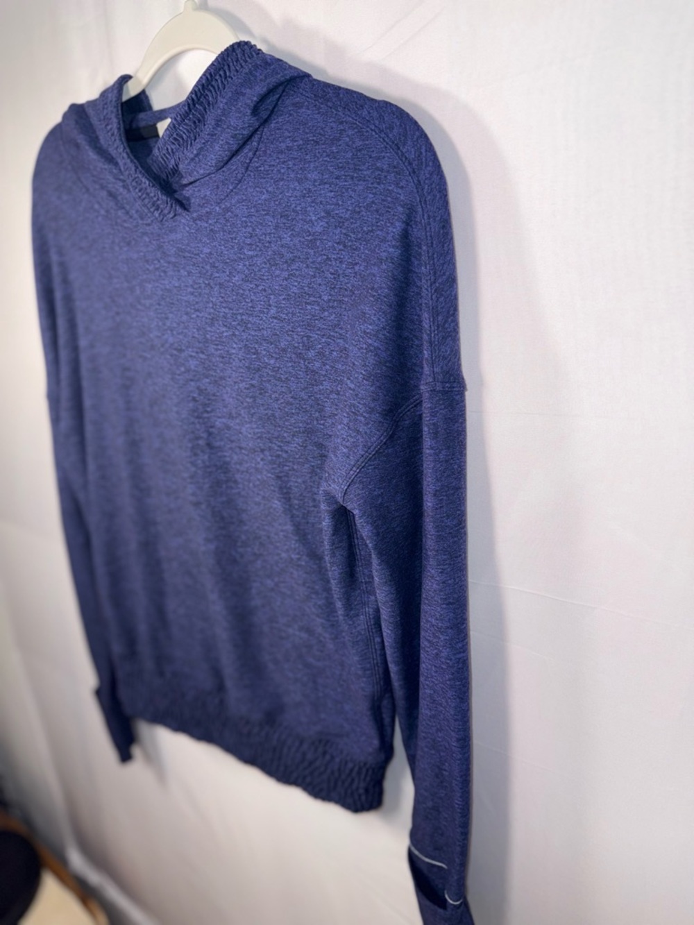 Lululemon Women Long Sleeve Blue Hooded Active Pullover Hoodie size 4 - Picture 3 of 16